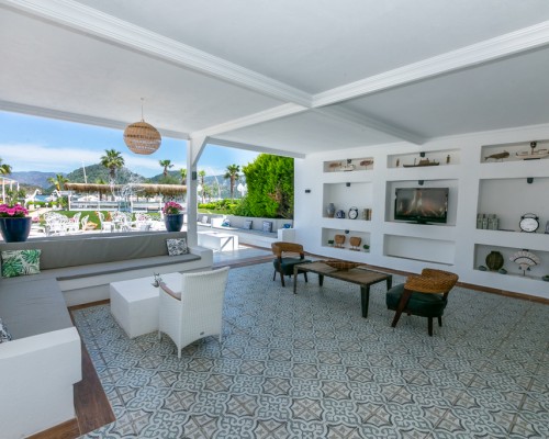 Casa Blanca Beach Hotel 4* — отдых в Ичмелере на первой линии