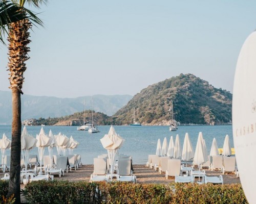 Casa Blanca Beach Hotel 4* — отдых в Ичмелере на первой линии