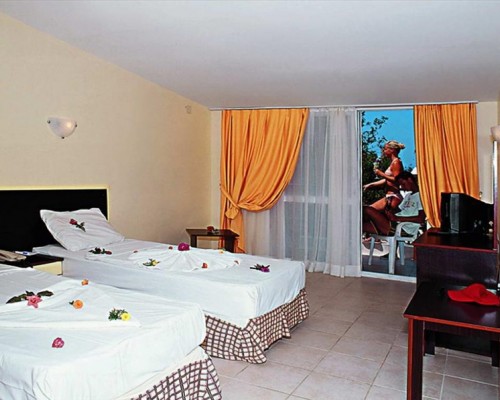 Hotel Mersin Beach Club 4* — Кушадасы, Турция