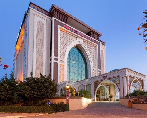 Crowne Plaza Antalya 5* — отель на первой линии пляжа Коньяалты