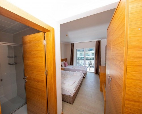Beso Beach Hotel 4* в Чамьюве — подбор тура с персональным агентом