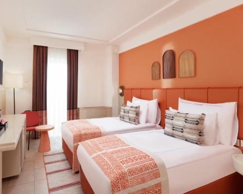 Corendon Hydros Club Kemer 5* — семейный отель на первой линии в Кемере