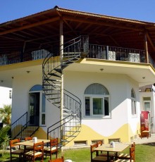 Chronos Beach Hotel 3*