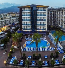 Parador Beach Hotel 3*