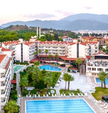 Pineta Club Hotel 4*