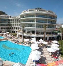 Pineta Park Deluxe Hotel 4*