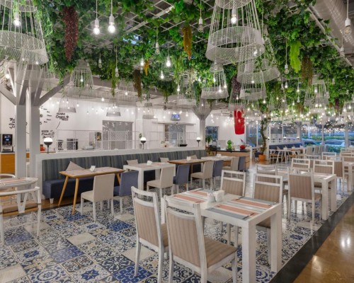 Ramada Plaza by Wyndham Antalya: 5* на первой линии в Анталье