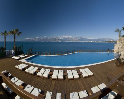 Ramada Plaza by Wyndham Antalya: 5* на первой линии в Анталье