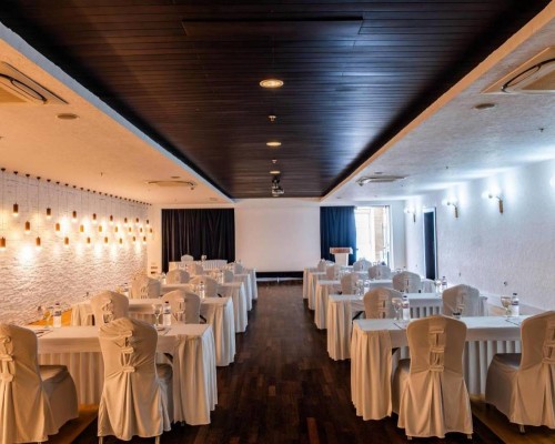 Ramada Plaza by Wyndham Antalya: 5* на первой линии в Анталье