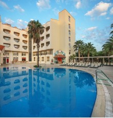 Larissa Inn 4*