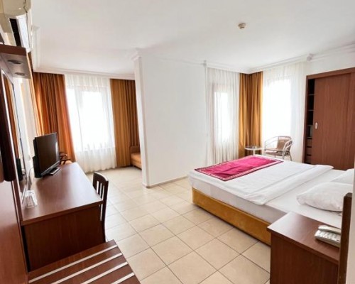 Hotel Royal Hill 3* — Анталья, первая линия
