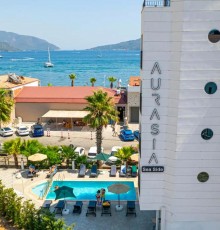 Aurasia Sea Side Hotel 3*