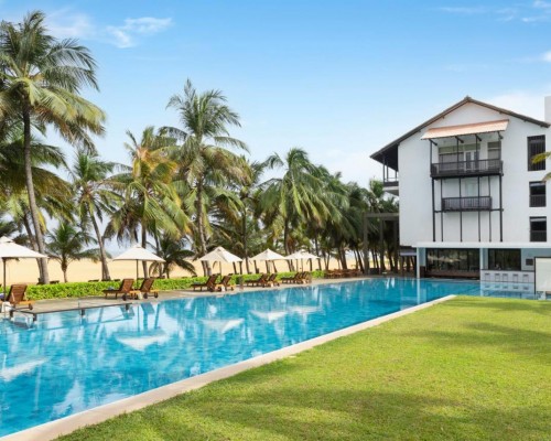 Jetwing Blue 5* — отель на первой линии в Негомбо