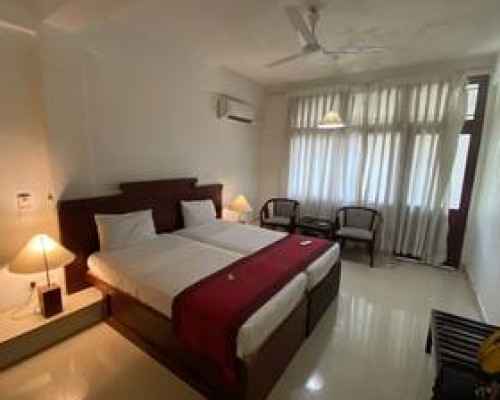 Lanka Supercorals 3* — отель в Хиккадуве, Шри-Ланка