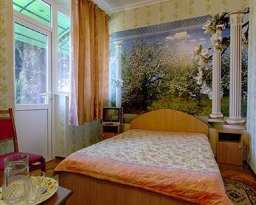 Отель Гагра, 2 звезды, курорт Гагра (Абхазия)