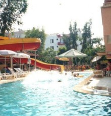 Holiday World Hotel 2*