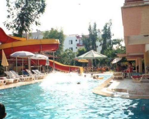 Holiday World Hotel 2* в Аланье: честный обзор для подбора тура