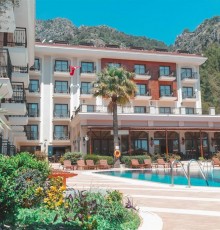 Meril Club Hotel 4*