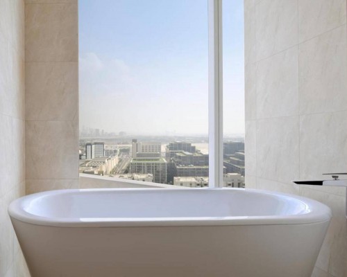 Voco Dubai an IHG hotel 5* — отель в Дубае на Шейх Зайед Роуд