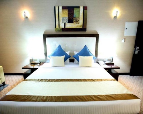 London Crown Hotel 3*