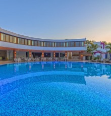 Bendis Beach  4*