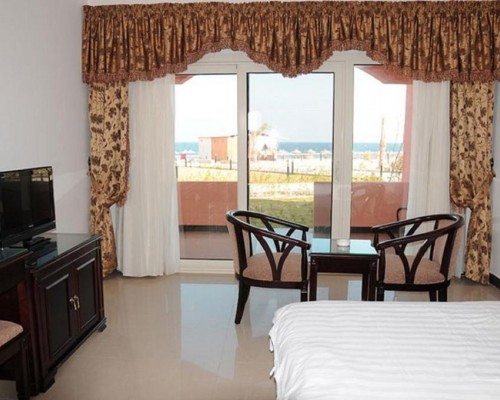 Three Corners Happy Life Beach Resort 4* — Марса Алам