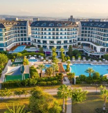 Commodore Elite Suites & Spa 5*