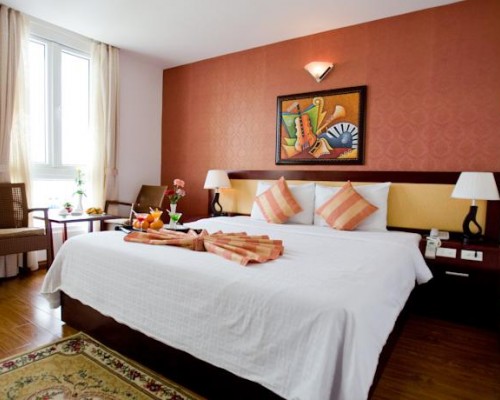 Отель Viet Grand King Town в Нячанге