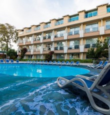 Aperion Beach Hotel 3*