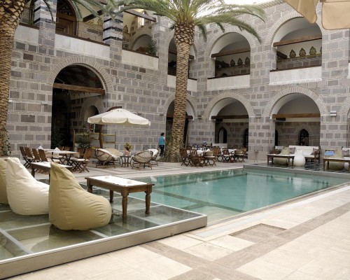 Cesme Kanuni Kervansaray Historical Hotel, Чешме