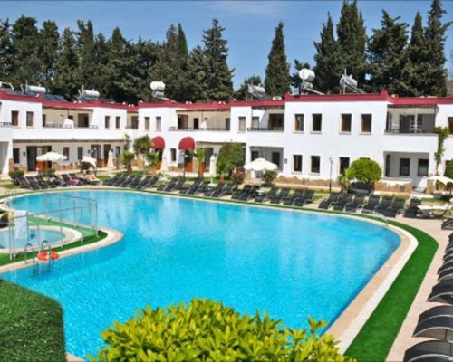 Club Cherry Apart 3* — апарт-отель в Тургутреисе