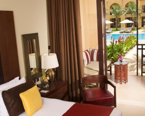 Tilal Liwa Hotel 4* — Абу-Даби, ОАЭ