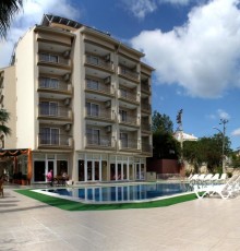 Club Dorado Hotel