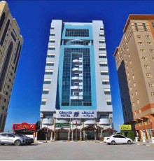 OYO 427 Grand Pj Hotel
