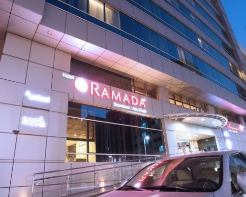 Ramada Downtown Abu Dhabi 4* — отель в Абу-Даби, ОАЭ