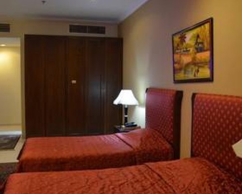 Ewa Hotel 3*