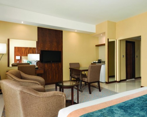 Howard Johnson Diplomat Hotel 3* — Абу-Даби, ОАЭ