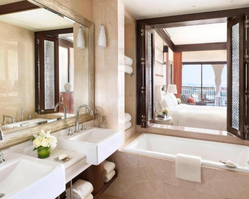 The Ritz-Carlton Abu Dhabi, Grand Canal: отдых 5* в Абу-Даби