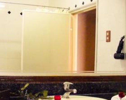 Holiday Hotel 2* в Нячанге