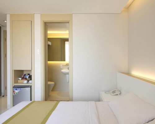 Green Peace Hotel 2* в Нячанге: что важно знать перед бронированием
