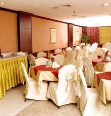 Flora Hotel Apartments 3* Flora Hotel Apartments 3*
