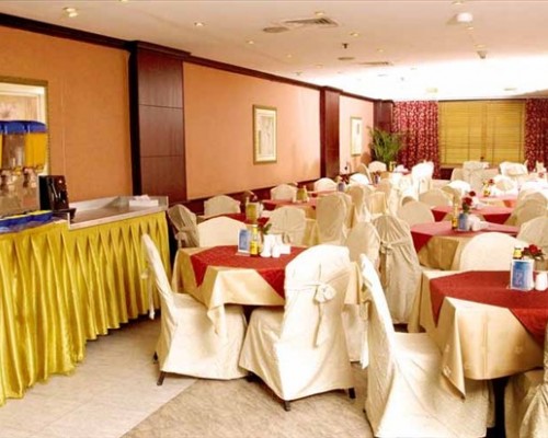 Flora Hotel Apartments 3*