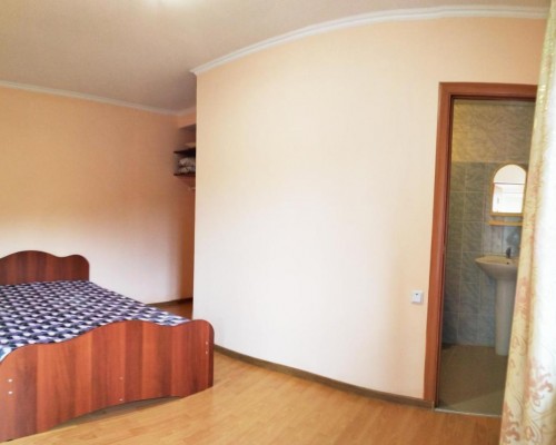 Guest house Sunny 3* в Сухуме: гостевой дом с термальным комплексом