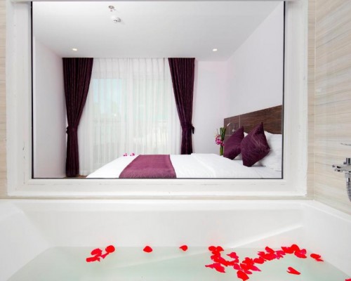 Balcony Hotel 3* в Нячанге