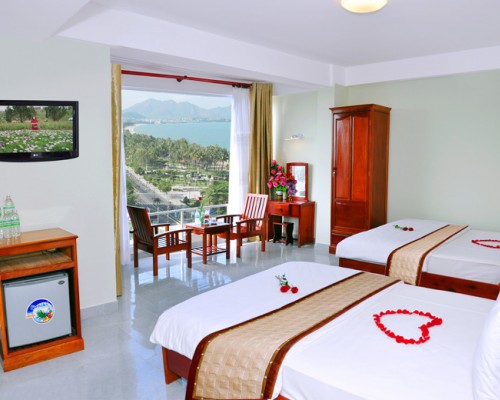 Hoang Tung Hotel 2* в Нячанге