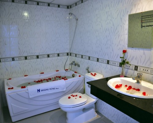 Hoang Tung Hotel 2* в Нячанге