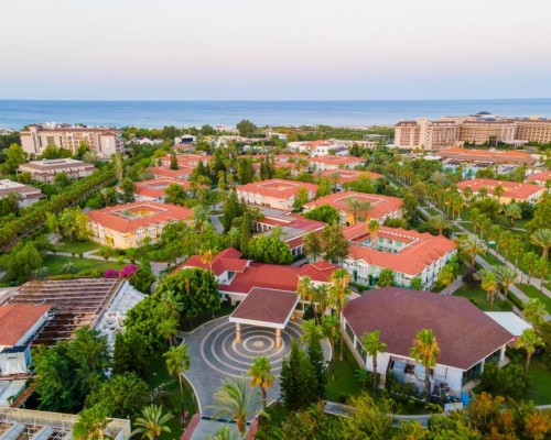 Asteria Family Resort Side 5* — семейный курорт в Кызылагаче