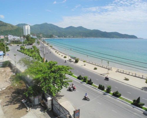 Nam Hong Hotel 2* — Нячанг, первая линия