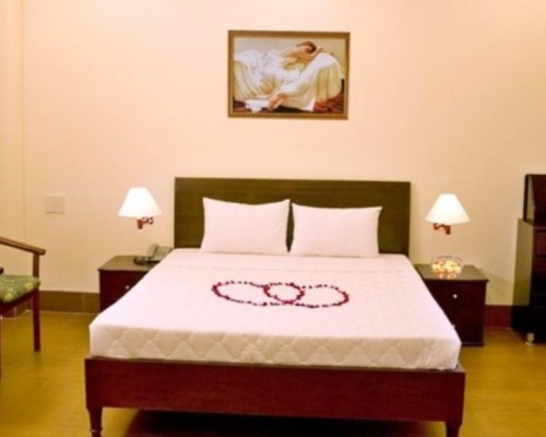 Dong Hung Hotel 3* — Нячанг, Вьетнам