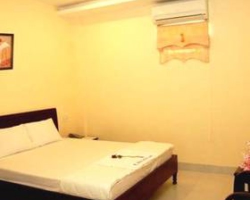 Dong Hung Hotel 3* — Нячанг, Вьетнам